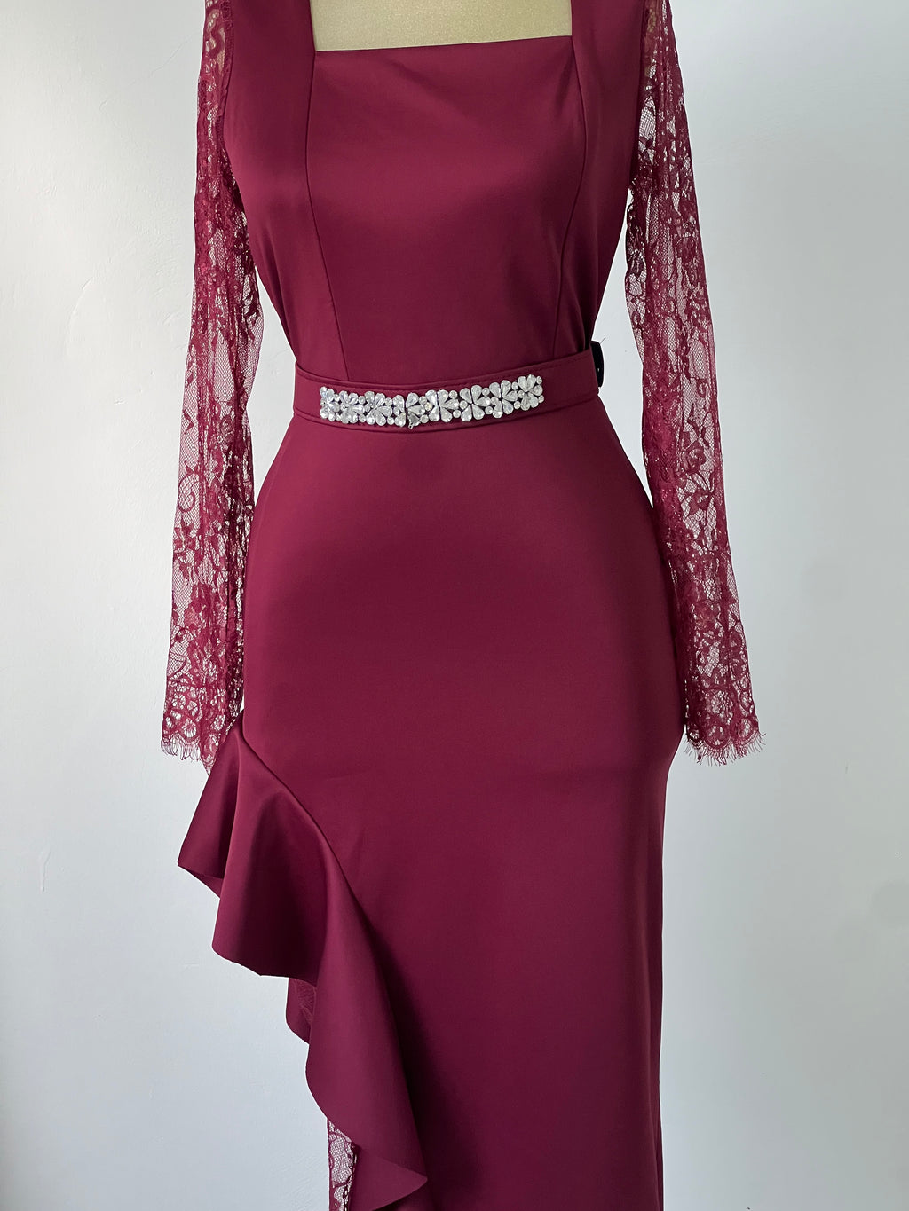 فستان سهرة قصير