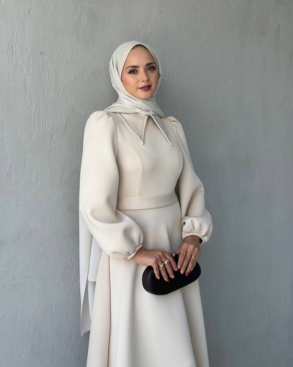 فستان قماش سكوبا الفاخر